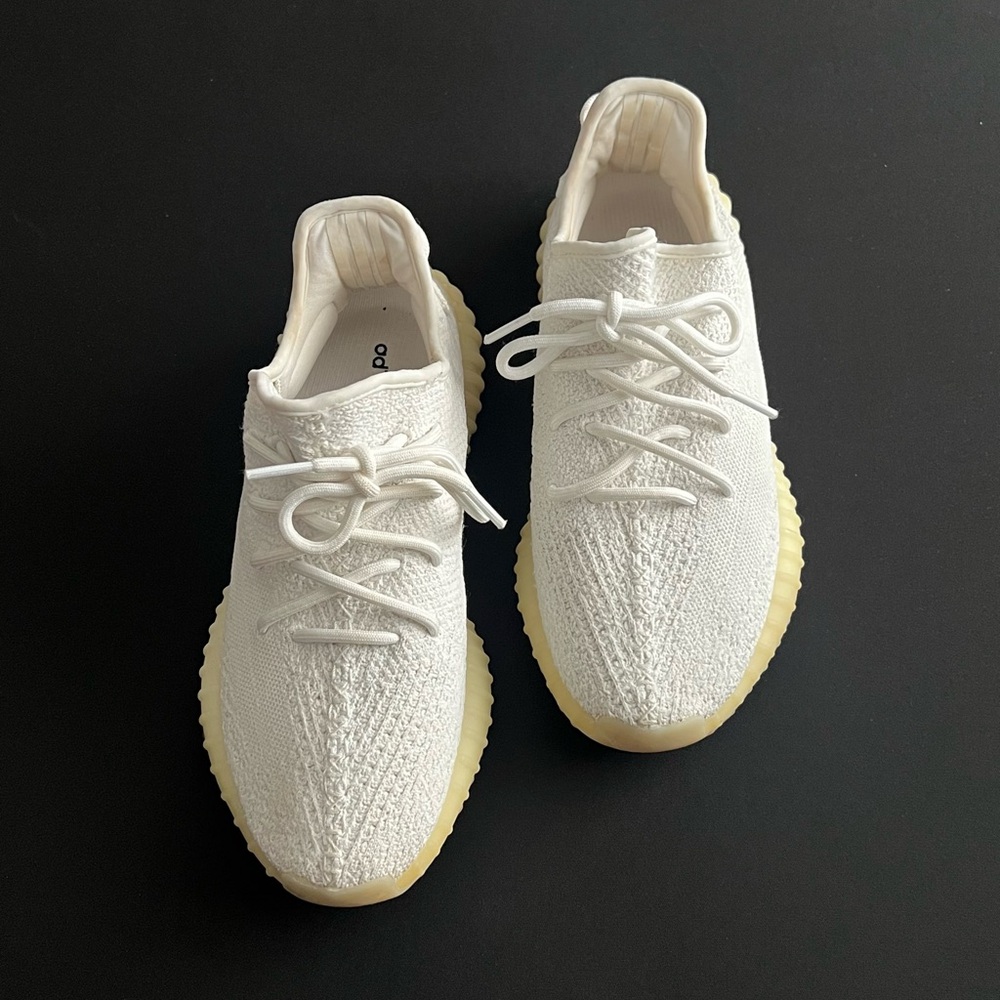 Yeezy 350 Size 9 Very Clean No Box